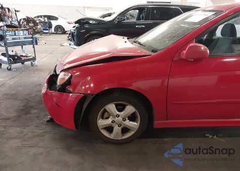 2007 Kia Spectra5 Sx z USA, uszkodzony, nr VIN KNAFE161475008825